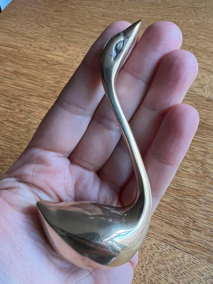 Schattig vintage messing zwaantje, Huis en Inrichting, Woonaccessoires | Overige, Gebruikt, Ophalen of Verzenden