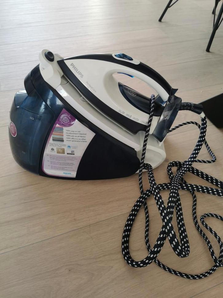 Philips PerfectCare GC9230 Stoomgenerator, Witgoed en Apparatuur, Strijkijzers en Strijkplanken, Gebruikt, Strijkijzer met snoer