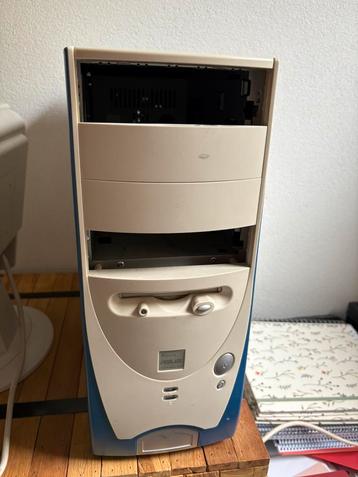ASUS Pentium 4 2.4GHz / 1GB RAM / GeForce MX440-SE 64MB beschikbaar voor biedingen