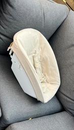 Stokke new born zitje met extra hoes en speelboog, Kinderen en Baby's, Kinderstoelen, Ophalen, Gebruikt, Overige typen