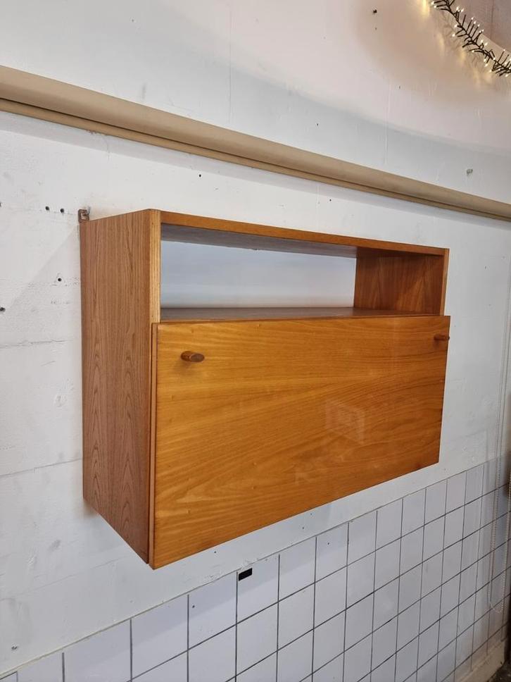 Vintage wandkast met barklep jaren 60, Huis en Inrichting, Kasten | Wandmeubels, Zo goed als nieuw, Minder dan 100 cm, Minder dan 150 cm
