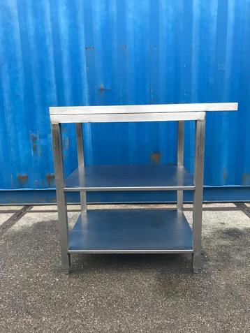 Kleine rvs werktafel beschikbaar voor biedingen