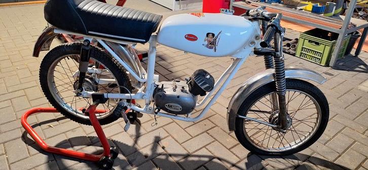 Italiaanse oldtimer sport brommer project, Fietsen en Brommers, Brommers | Oldtimers, Overige merken, Ophalen