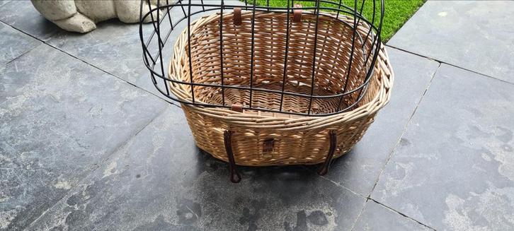 Fietsmand hond riet/staal - gebruikt., Dieren en Toebehoren, Honden-accessoires, Gebruikt, Ophalen