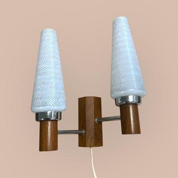 Teak met chroom vintage wandlamp 60S beschikbaar voor biedingen