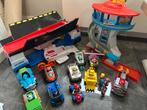 Paw patrol auto’s, bus, toren, Kinderen en Baby's, Speelgoed | Speelgoedvoertuigen, Ophalen, Zo goed als nieuw