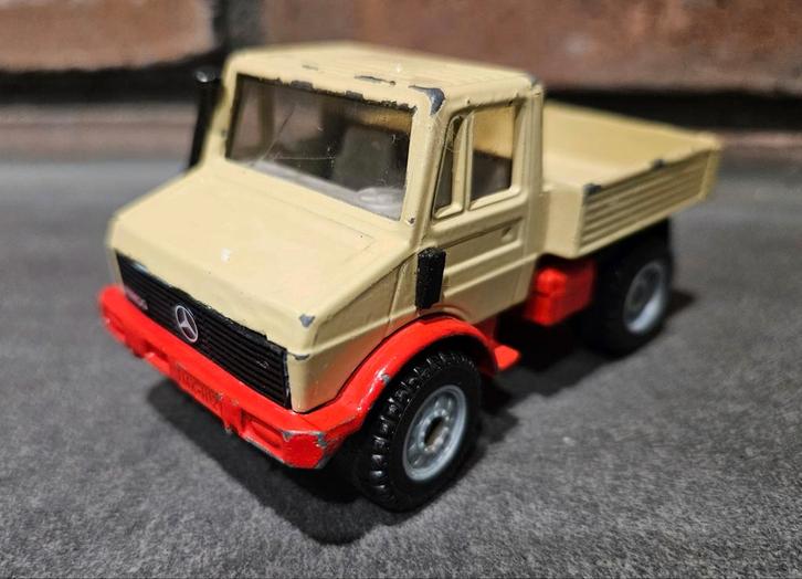 Siku 1620 Unimog - Klassieker!, Hobby en Vrije tijd, Modelbouw | Auto's en Voertuigen, Gebruikt, Truck, 1:50 of kleiner, Overige merken