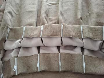 1 beige overgordijn beschikbaar voor biedingen