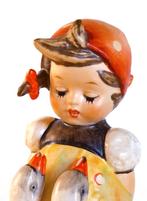 Hummel Goebel beeldje 47/0 Goose  Girl 13 cm, Ophalen of Verzenden, Zo goed als nieuw, Hummel