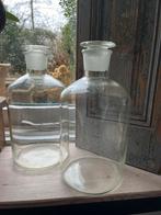 Oude flessen met glazen stop . 2 stuks., Antiek en Kunst, Curiosa en Brocante, Ophalen of Verzenden