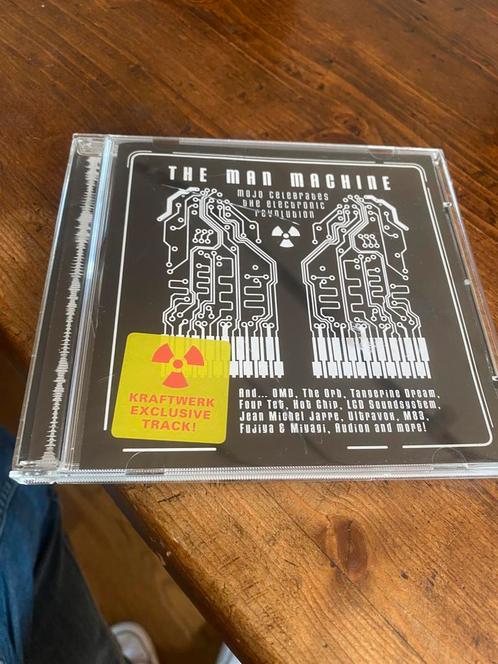 The man machine Mojo Celebrates the electronic revolution, Cd's en Dvd's, Cd's | Hiphop en Rap, Zo goed als nieuw, 2000 tot heden