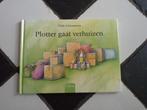 Plotter gaat verhuizen. Nieuwstaat. Hardcover., Fictie algemeen, Jongen of Meisje, Ophalen of Verzenden, Zo goed als nieuw