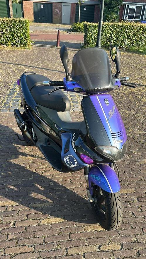 Gilera Runner SP Double Disc Violet (zeldzaam!), Fietsen en Brommers, Scooters | Piaggio, Zo goed als nieuw, Overige modellen