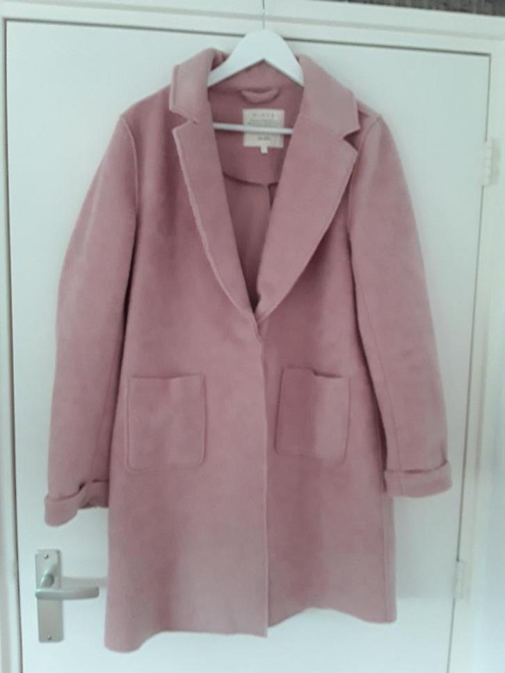 NUKUS Minte Coat Oud Roze Jas Met Drukknopen Maat L, Kleding | Dames, Jassen | Winter, Zo goed als nieuw, Maat 38/40 (M), Roze