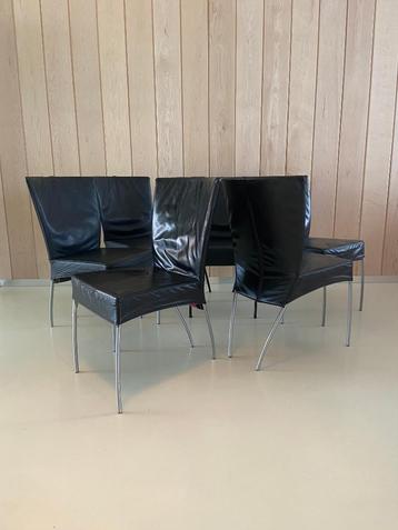 Montis Spica eetkamerstoelen beschikbaar voor biedingen