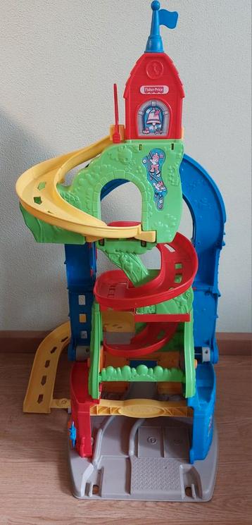 Fisher Price Zit en Sta Achtbaan  beschikbaar voor biedingen