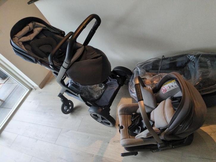Nuna Demi Grow Kinderwagen 3 in 1, Kinderen en Baby's, Kinderwagens en Combinaties, Gebruikt, Combiwagen, Overige merken, Met autostoeltje