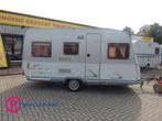 Dethleffs Family 430 Vast Bed + Zitje, Caravans en Kamperen, Caravans, Schokbreker, Bedrijf, 750 - 1000 kg, Dethleffs