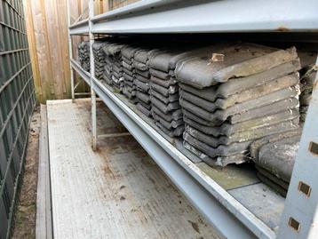 tuldenoor dakpannen beschikbaar voor biedingen