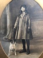 Antieke foto van meisje met hond ( Staffordshire terriër?), Ophalen of Verzenden