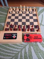 Schaak/ dambord  met toebehoren, Hobby en Vrije tijd, Gezelschapsspellen | Bordspellen, Ophalen of Verzenden