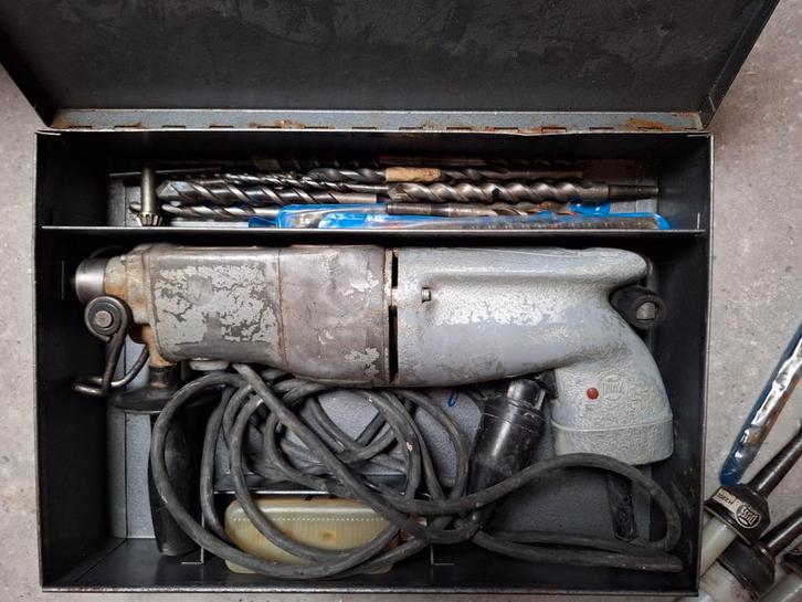 Oude Boorhamer met accessoires, Doe-het-zelf en Verbouw, Gereedschap | Boormachines, Gebruikt, Boor- en/of Breekhamer, 600 watt of meer