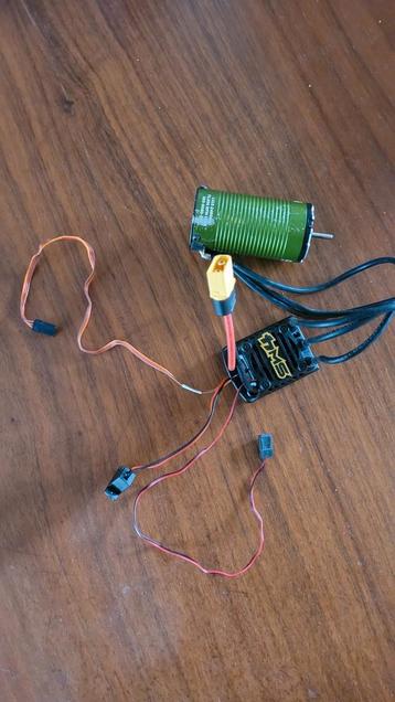 Castle Creations SideWinder 4 esc+motor beschikbaar voor biedingen