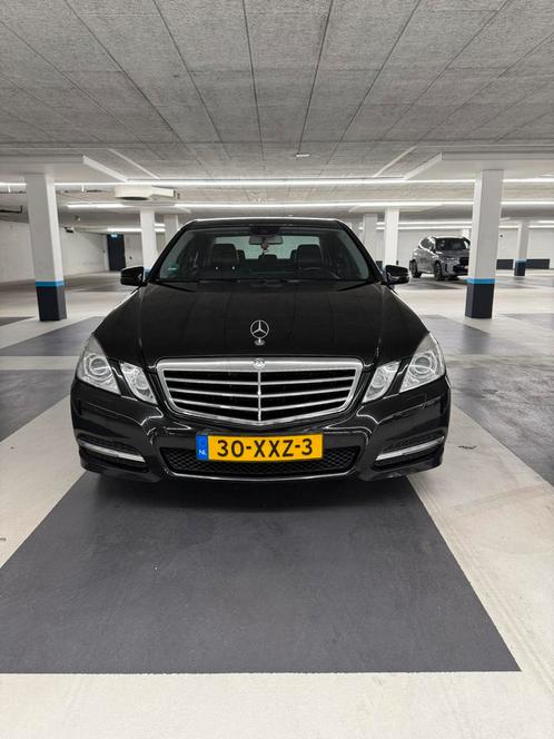 Mercedes-Benz E-Klasse E200 CGI BE Aut7 2011 Zwart, Auto's, Mercedes-Benz, Particulier, E-Klasse, ABS, Adaptieve lichten, Adaptive Cruise Control