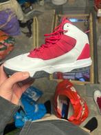 Nike Jordan Max Aura - Maat 40, Kleding | Heren, Schoenen, Ophalen of Verzenden, Zo goed als nieuw, Wit, Sneakers of Gympen