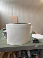 Eclips Vorm Bloempot RAL 9001, Ophalen