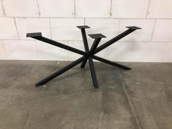Metalen Matrix kruispoot koker 5x5 cm  ovale of rechte tafel, Huis en Inrichting, Woonaccessoires | Overige, Zo goed als nieuw