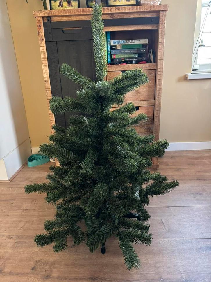 Kerstboom 1 meter, Diversen, Kerst, Zo goed als nieuw, Ophalen