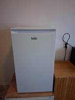 Compacte Koelkast - Ideaal voor kleine ruimtes, Witgoed en Apparatuur, Koelkasten en IJskasten, Ophalen, Minder dan 85 cm, Minder dan 75 liter