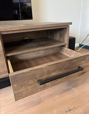 Industriële tv meubel