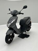 Peugeot Kisbee | IGET | 2023 met geelkenteken, Fietsen en Brommers, Scooters | Peugeot, Ophalen, Overige modellen, Maximaal 45 km/u
