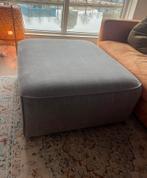 Grijze hocker, Ophalen, Vierkant, 75 tot 100 cm, Zo goed als nieuw