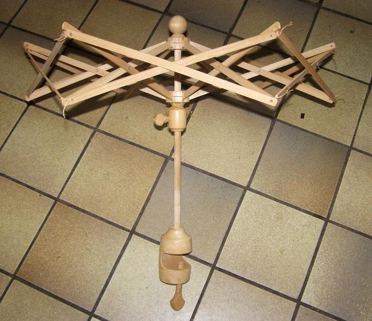 paraplu haspel strengenwinder spinnewiel spinnen schapenwol, Hobby en Vrije tijd, Spinnewielen en Spinnen, Gebruikt, Onderdelen en Toebehoren