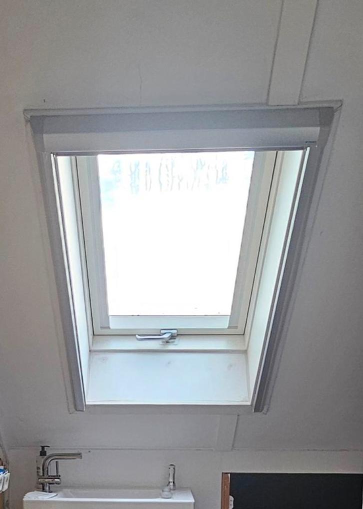 Fakro Dakraam FTW-V U3 66/118 incl. Zonwering & Hor, Doe-het-zelf en Verbouw, Glas en Ramen, Zo goed als nieuw, Dakraam, 80 tot 120 cm