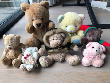 7 mooie teddy bears / teddyberen hoogte max 42cm uitstekende