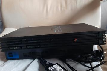 PS2 + FMCB + HDMI Converter + Controllerr beschikbaar voor biedingen