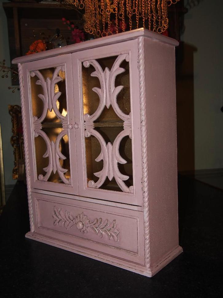 kleine Roze kastje, Huis en Inrichting, Woonaccessoires | Overige, Gebruikt, Ophalen of Verzenden