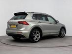 Volkswagen Tiguan 1.5 TSI ACT Highline Business R Aut., Auto's, Volkswagen, Automaat, Overige kleuren, Leder, Bedrijf
