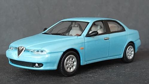 Alfa Romeo 156 blu 1:43 Solido Pol, Hobby en Vrije tijd, Modelauto's | 1:43, Zo goed als nieuw, Verzenden