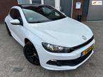 Volkswagen Scirocco 1.4 TSI Edition / Pano / Navi / Cruise /, Auto's, Volkswagen, Voorwielaandrijving, Euro 5, 4 cilinders, Met garantie (alle)