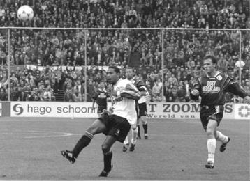 2x foto Feyenoord - Piet Bouts - 1997 FC Twente beschikbaar voor biedingen