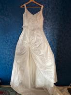 Trouwjurk maat M met hoepel en sluier, Kleding | Dames, Trouwkleding en Trouwaccessoires, Ophalen, Gedragen, Wit, Trouwjurk