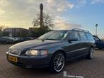 Volvo V70 2.0 T AUT YOUNGTIMER: SCHUIFDAK, CLIMA, TREKHAAK, Auto's, Volvo, 1984 cc, 179 pk, Leder en Stof, Stationwagon