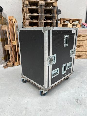 19 rack flightcase  beschikbaar voor biedingen