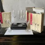 6 Kristallen champagneglazen in de doos v. AH Bourgogne lijn, Huis en Inrichting, Keuken | Servies, Glas of Glazen, Nieuw, Ophalen of Verzenden