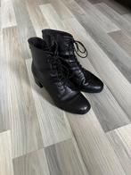 Enkellaarsjes van Tamaris, Zwart, Lage of Enkellaarzen, Zo goed als nieuw, Ophalen